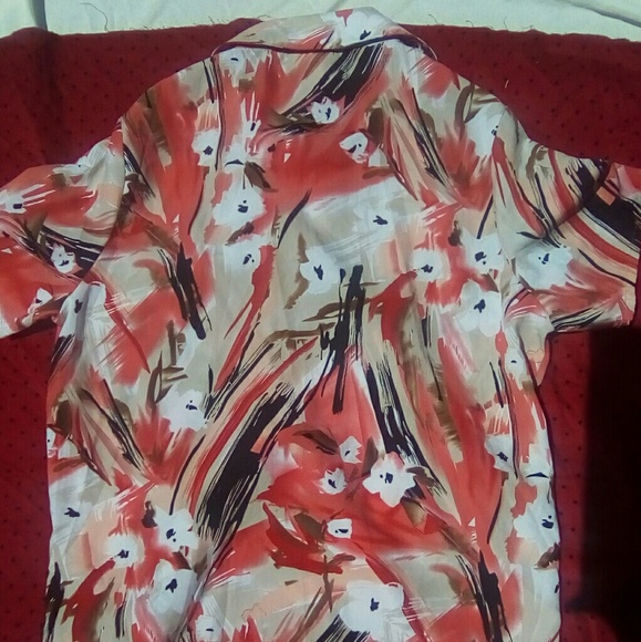 Shirt - Picture 2 of 3